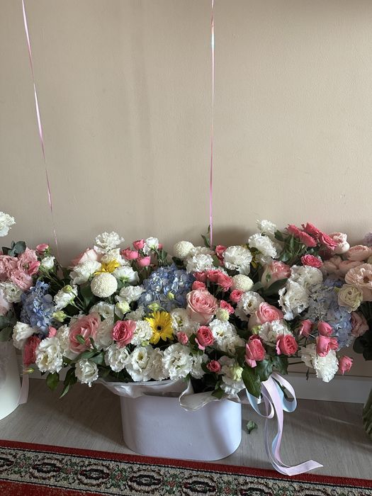 Цветы в коробке от Marry flowers