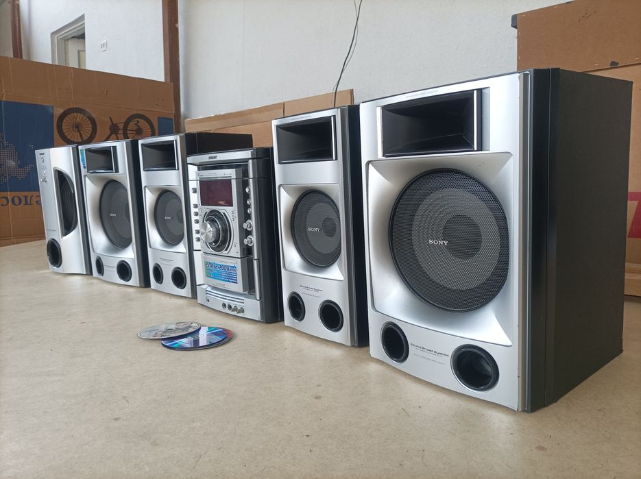 Sony 7800w muzikalni sentr sotiladi sastayanasi yaxshi hamma joyi ishl