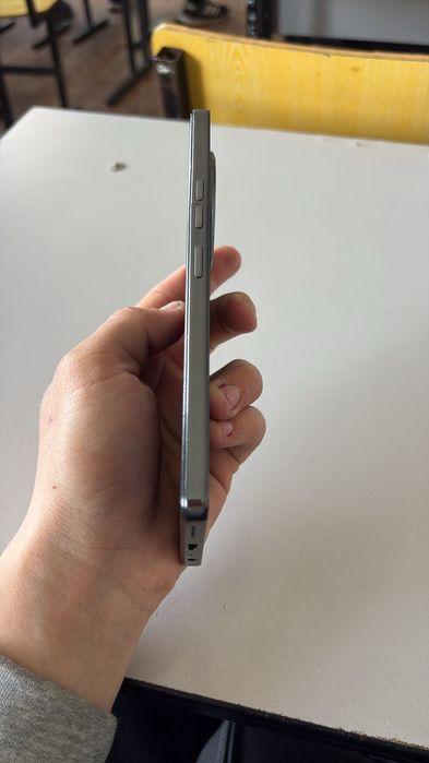 Обменяю tecno camon 30