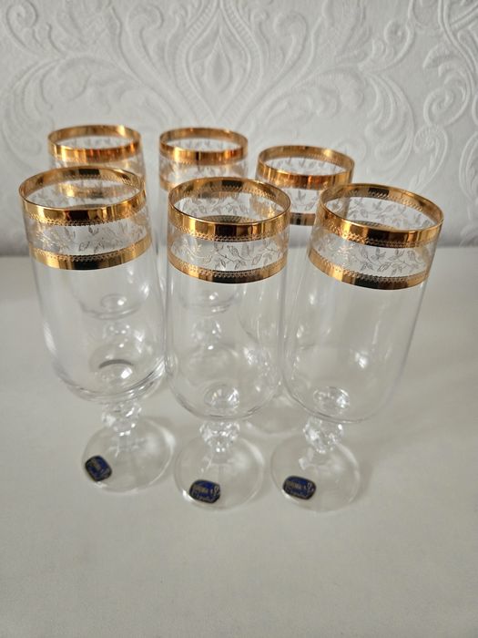 Продам бокалы из чешского стекла