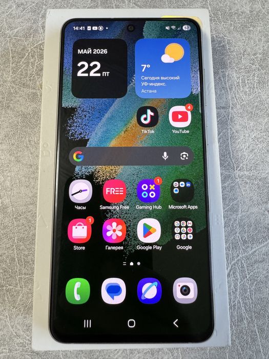 Samsung S21 FE 8/256 Гб