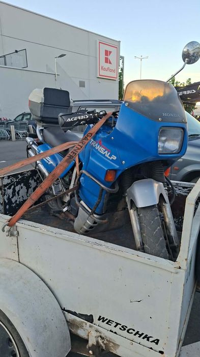 Vand sau schimb cu motor de a1