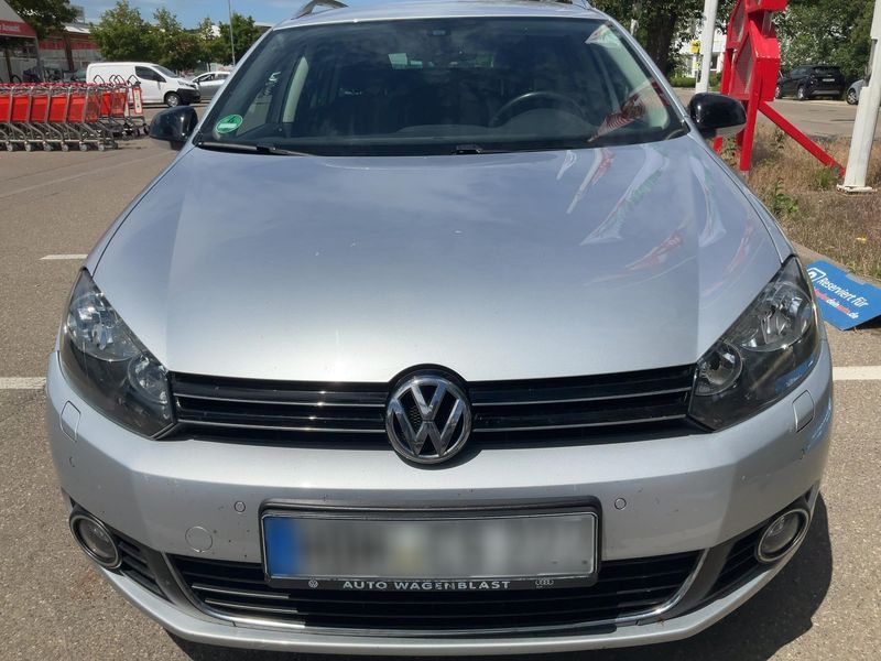 Volkswagen Golf VI 1.6 TDI Style 2011