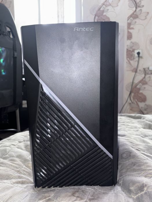 Корпус для компьютера Antec Draco 10