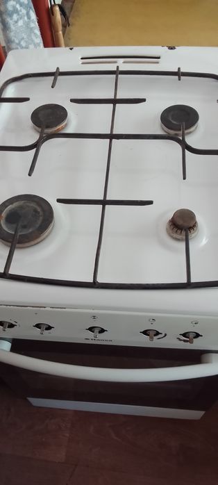 Продам газплита в исправном состоянии.