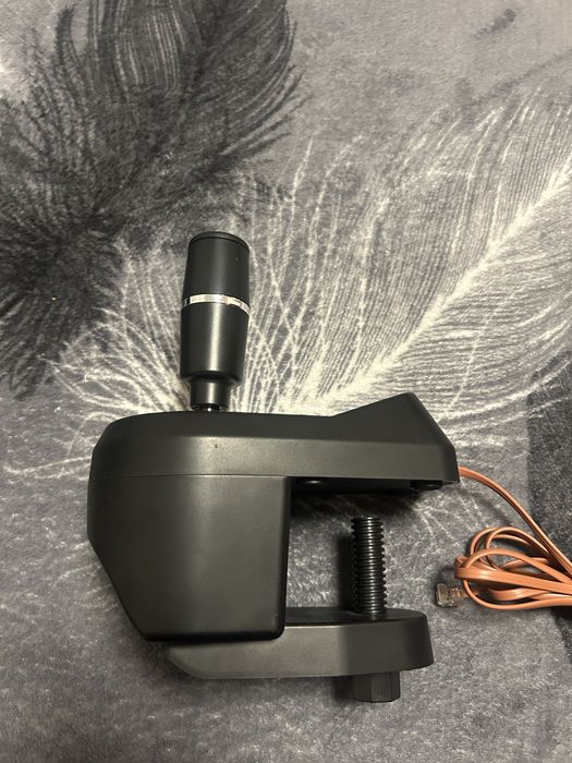 Volan Gaming cu pedale si schimbator