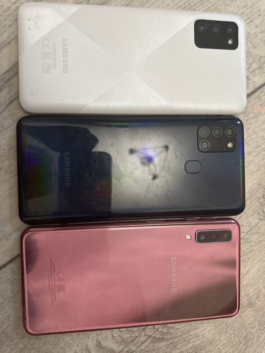 Продам телефоны