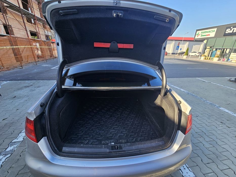 Vând Audi A4 B8 2008