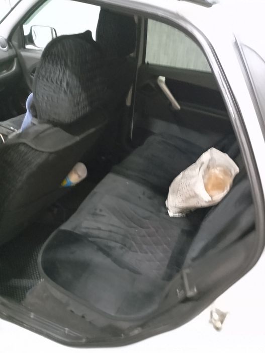 Продам машину ..