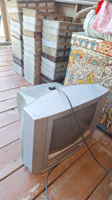 Samsung  50 000 som Самовывоз