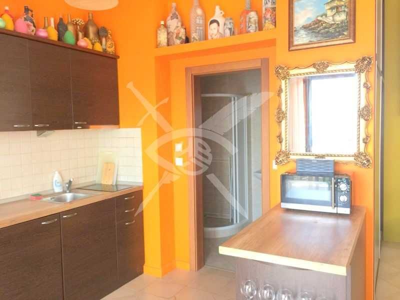 Продава се Едностаен апартамент в Созопол - 54 кв.м за 1945 €/кв.м - Снимка #4