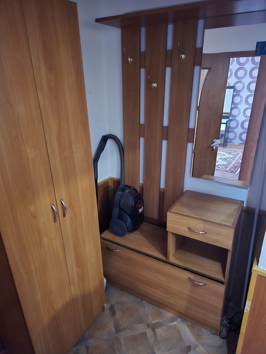 Прихожка со шкафом