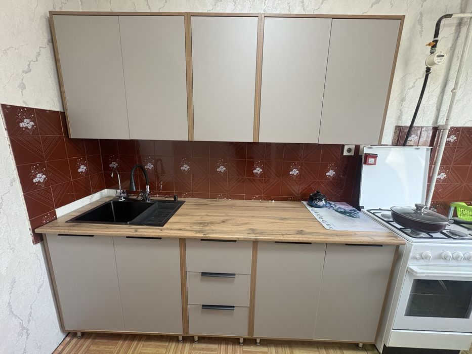 Продам кухонный гарнитур