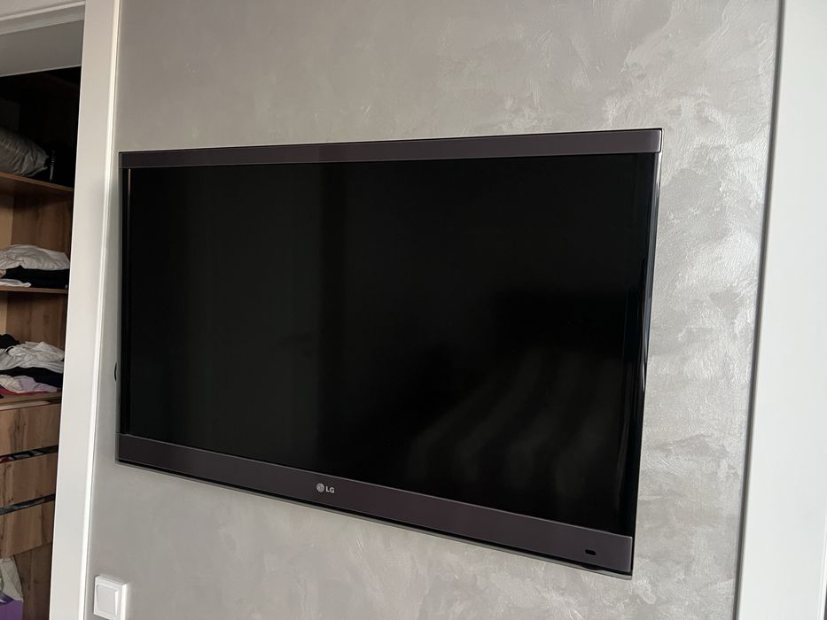 Телевизор LG 42