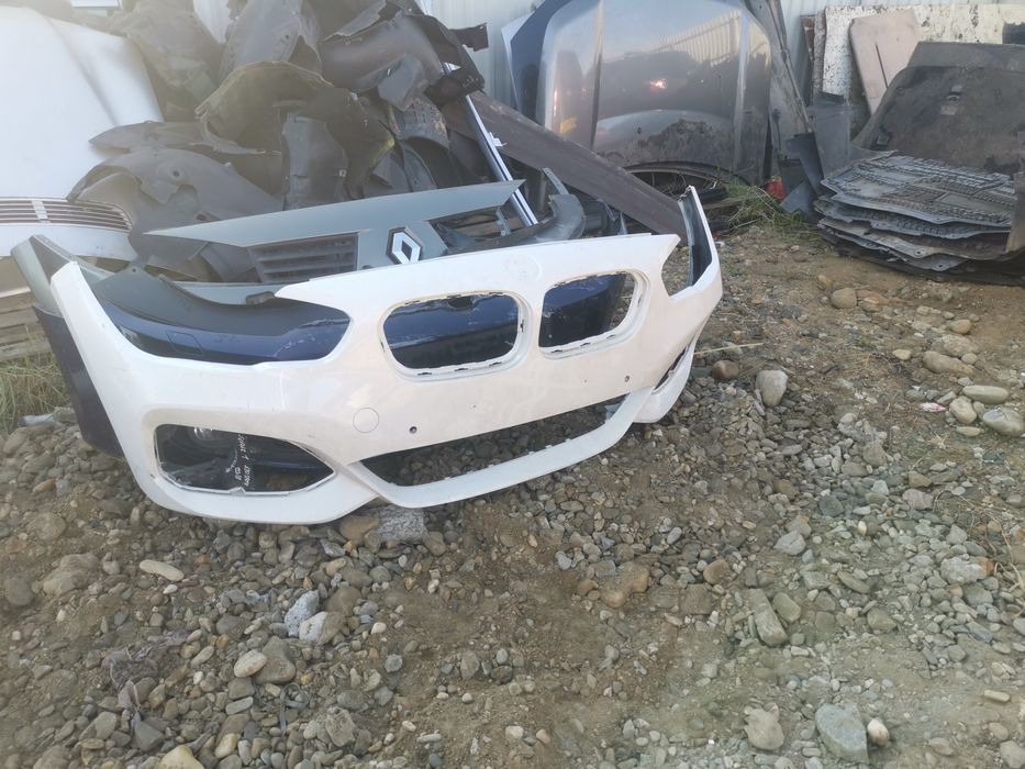 Bara fata BMW seria 1 M packet 2018