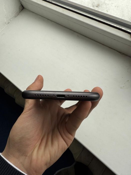 iPhone 11 срочно