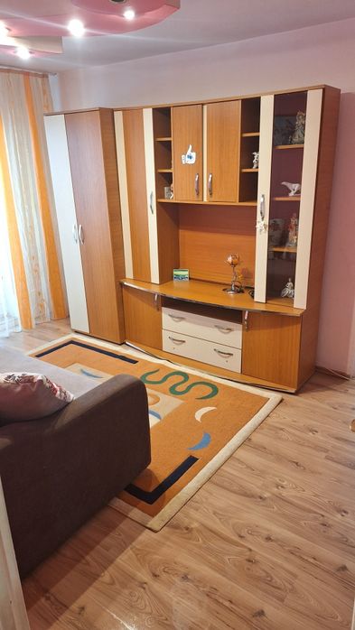 Inchiriez apartament 2 camere