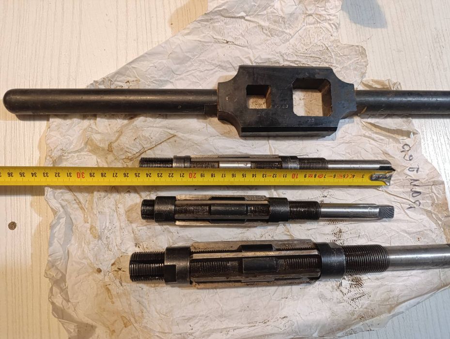 Раздвижен райбер и върток