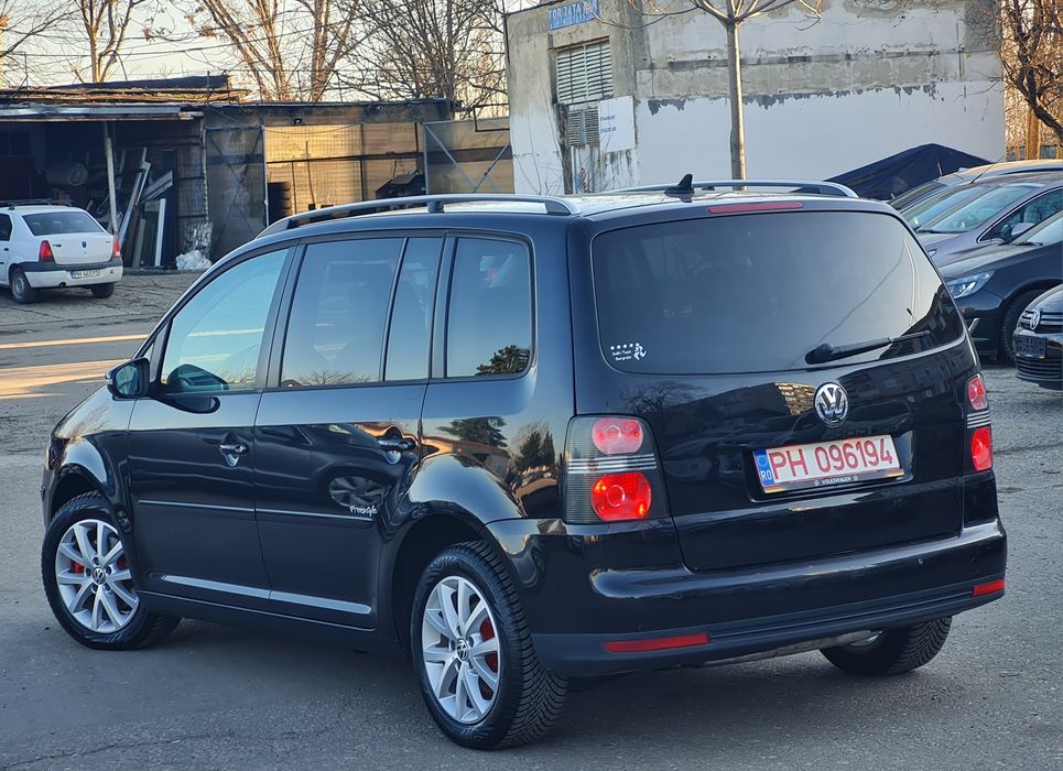 VW Touran freestyle - 7 Locuri * 2011 * 1.4 Benzină - 140 CP * Euro5