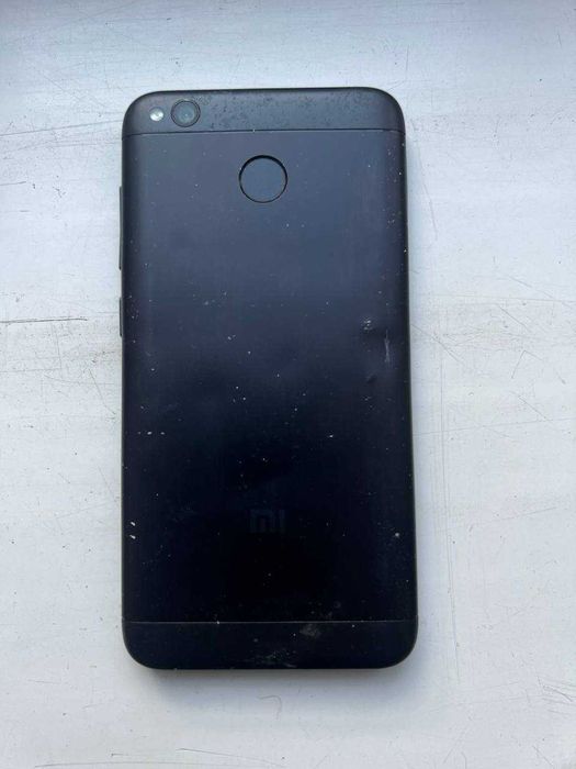 Продам Redmi 4x 3/32
