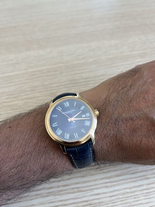 Raymond weil часовник