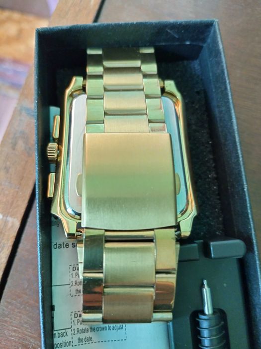 Кварцов часовник  противоводен stainles stel