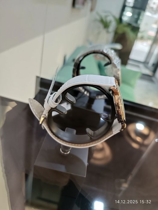 Подарок! Vasheron Constantin, кварцевые, новые!