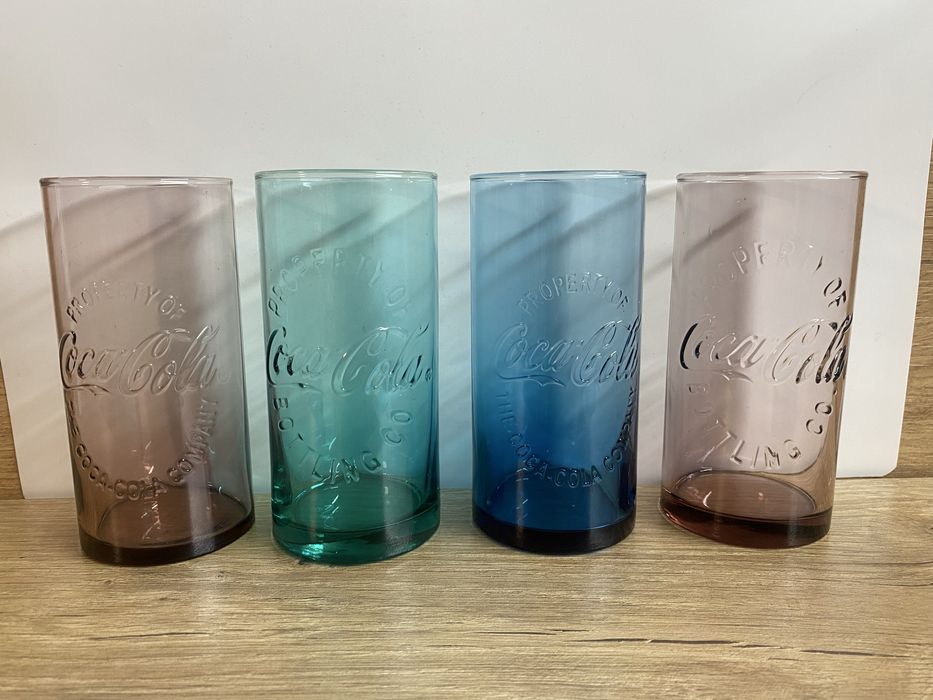 Чаши на Кока Кола