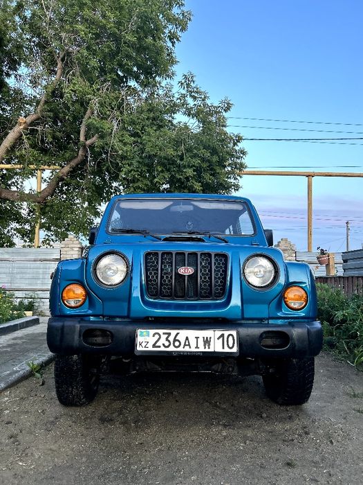 Кия Ретона год 2009