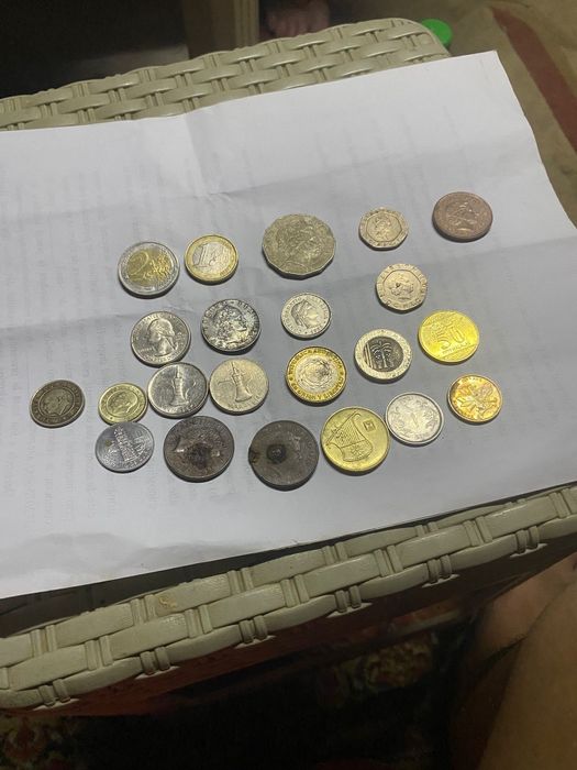 Vând monezi colecție Anglia& Turcia