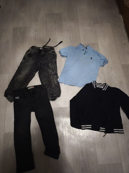 Продам детские вещи