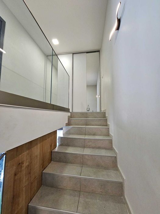 Многостаен обзаведен в к.к. Св. Константин и Елена