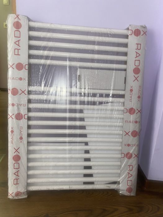 Radiator baie tip scarita 600x800 Radox NOU