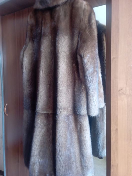 Продам шубу в идеальном состояние