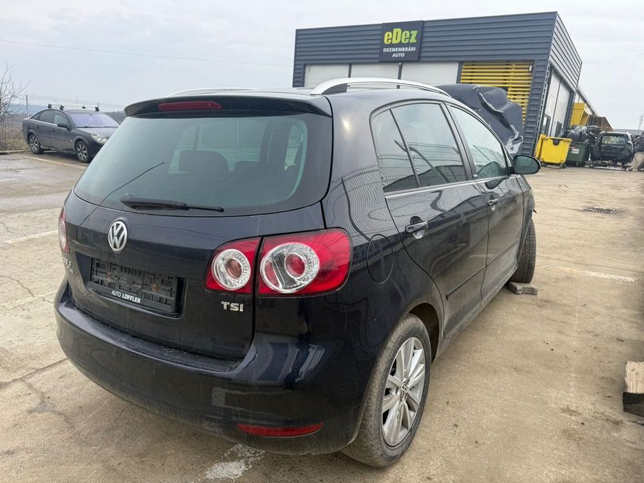Dezmembrez Vw golf 6 plus albastru inchis 2011 1.2 tsi CBZA volan stanga