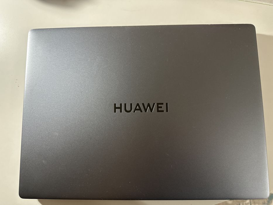 Ноутбук Б/У HUAWEI MateBook D14, модель MDF-X