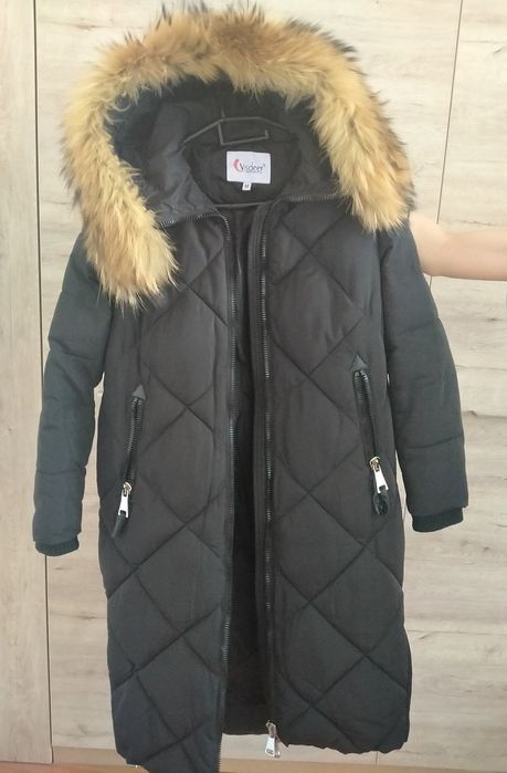 Продам зимнюю куртку