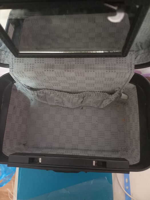 Кейс-сумка бар.Бордовый цвет.