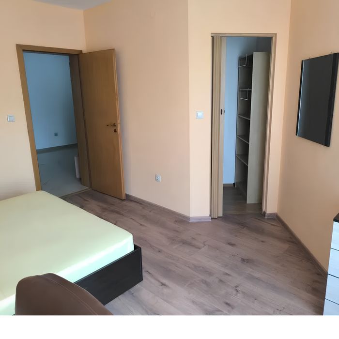 Дава се под наем Тристаен апартамент в София, Студентски град - 95 кв.м за 714 € - Снимка #7