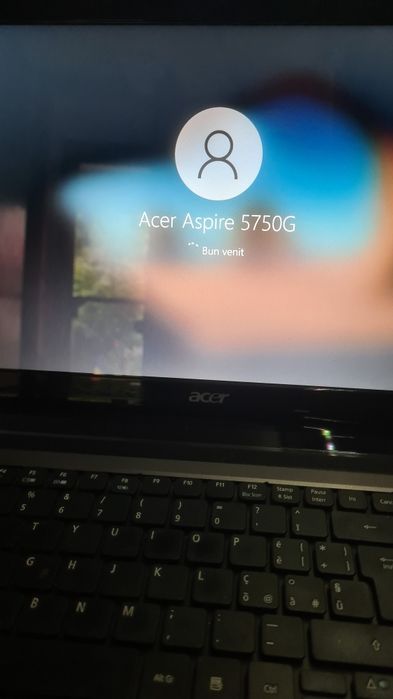 Laptop i5 Acer Aspire baterie nouă  SSD 128Gb/8Gb placă video 1Gb