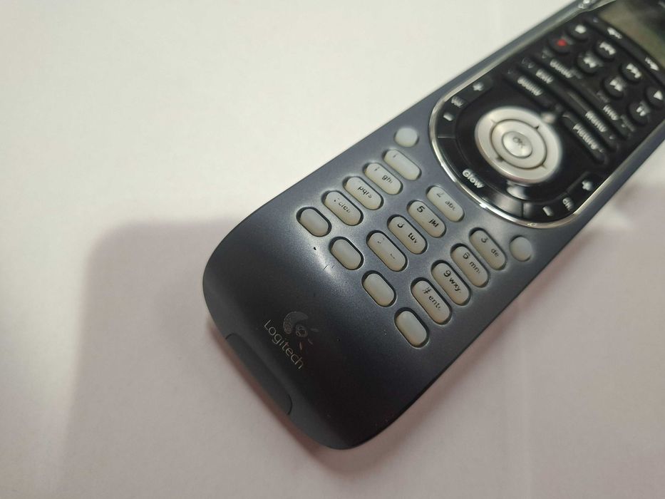 Logitech Harmony 555 Universal Remote Control