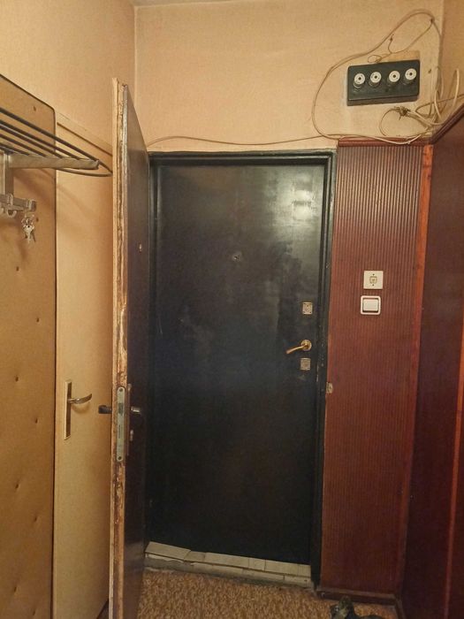 Продава се Тристаен апартамент в Перник, Изток - 89 кв.м за 917 €/кв.м - Снимка #16