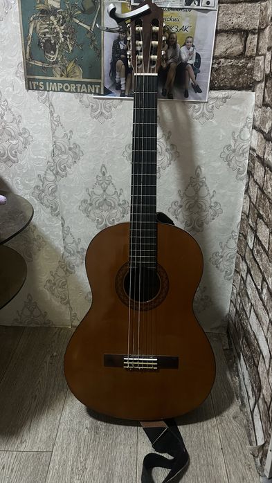 Гитара ямаха с40