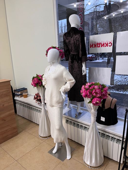 Продам манекены женские