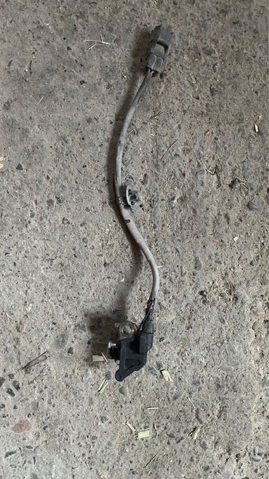 Датчик коленвала камри 20