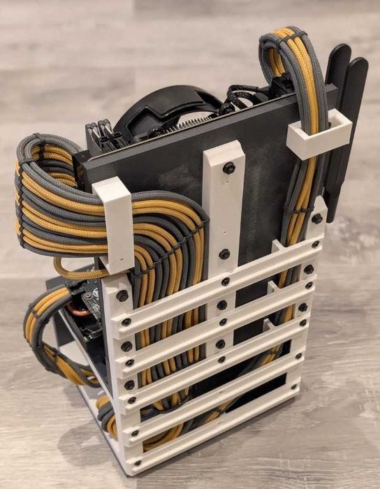 Carcasă PC Custom 9.5L Mini-ITX Open-Frame – Design SFF Compact