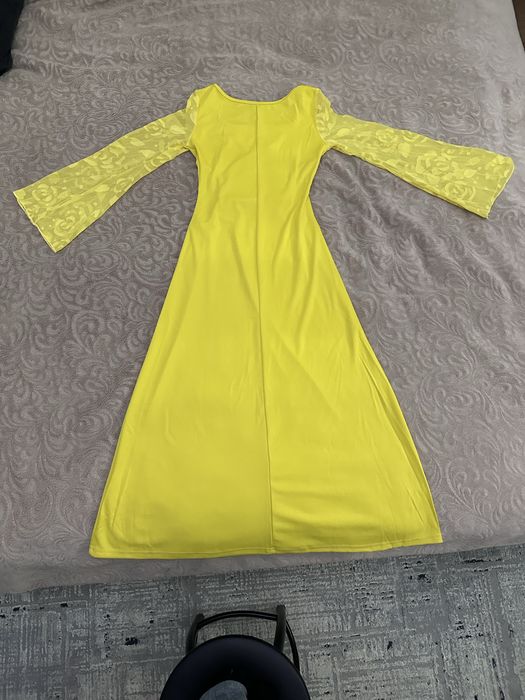 Платье желтое на вечер