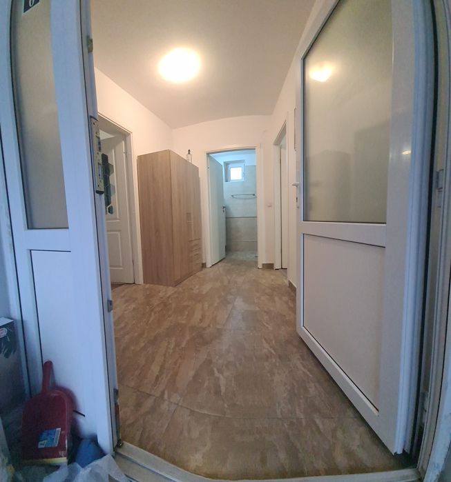 Apartament  cu 2 camere la curte