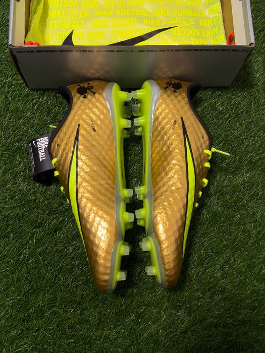 Ghete de fotbal Nike