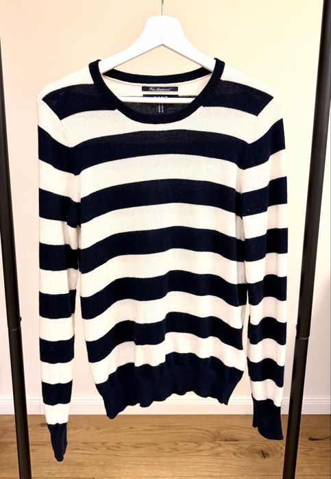 GANT 100% фина вълна с лого